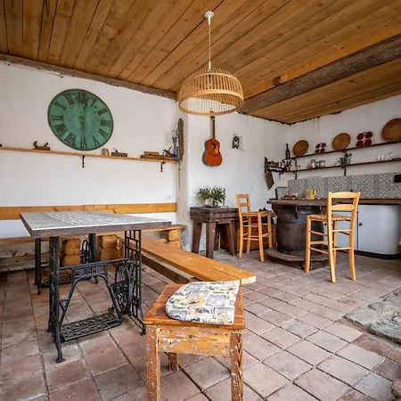 Statek Hrachovice U Tabora Holiday home *