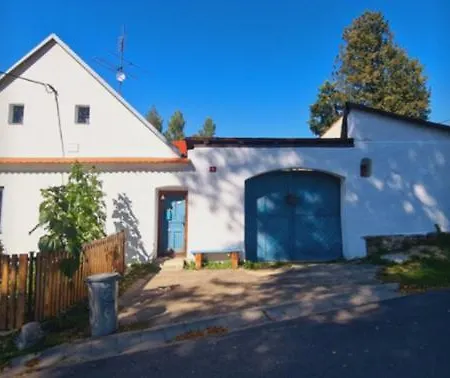 Statek Hrachovice U Tabora Holiday home Dolni Hrachovice